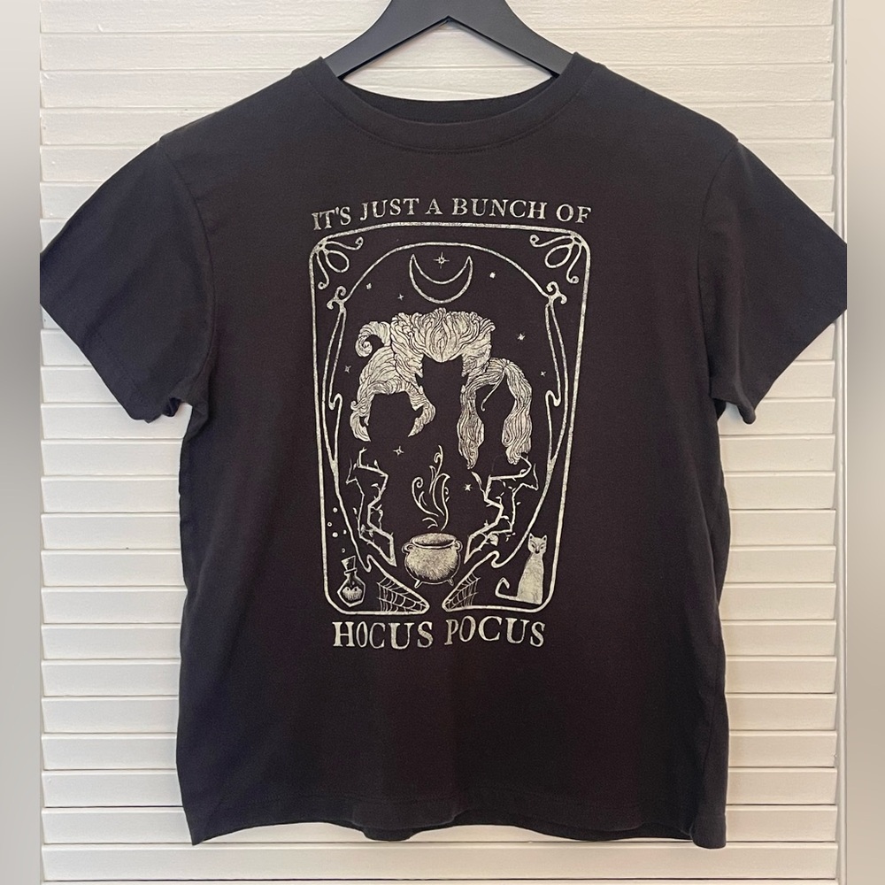 Disney Hocus Pocus Black Tee